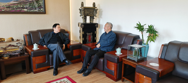 1蘇總與李玉院士會(huì)談.jpg