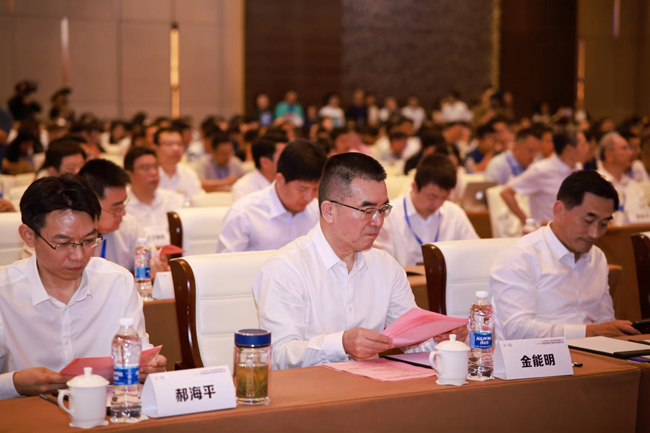 14中國藥大黨委書記金能明，中國藥大校長郝海平.jpg
