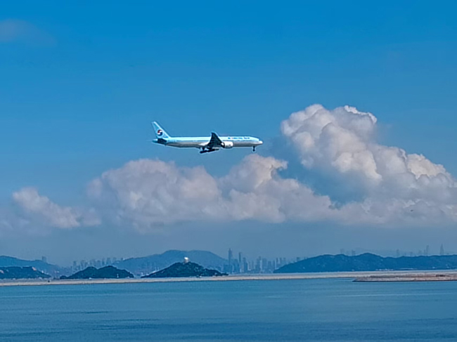 20到達香港機場.jpg